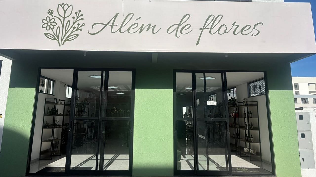 Foto alem-de-flores.jpg