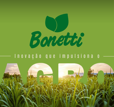 Conjunto de 3 imagens para Bonetti AgroNutri. Primeira: Logo Bonetti com folhas verdes, slogan sobre inovação no agro e fundo de campo agrícola ao pôr do sol, simbolizando crescimento sustentável. Segunda: Bonetti AgroNutri: logo verde com folhas, fundo bege com blocos verde e laranja, vacas alimentando-se em estábulos iluminados. Terceira: Trator pulverizando lavoura em linhas organizadas, campo agrícola verde com logo Bonetti e chamada para conhecer produtos sustentáveis.